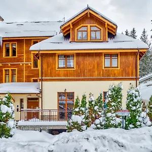 https://apartamenty-royal-aparts-jzefinka.szklarskaporebahotels.net